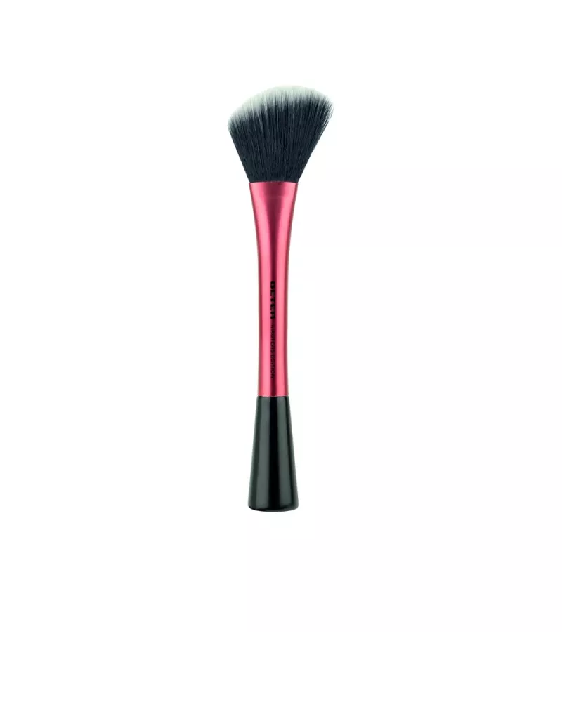 Beter Blending Brush For Blushing