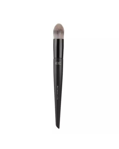 Beter 22 Brushes Fluid Makeup